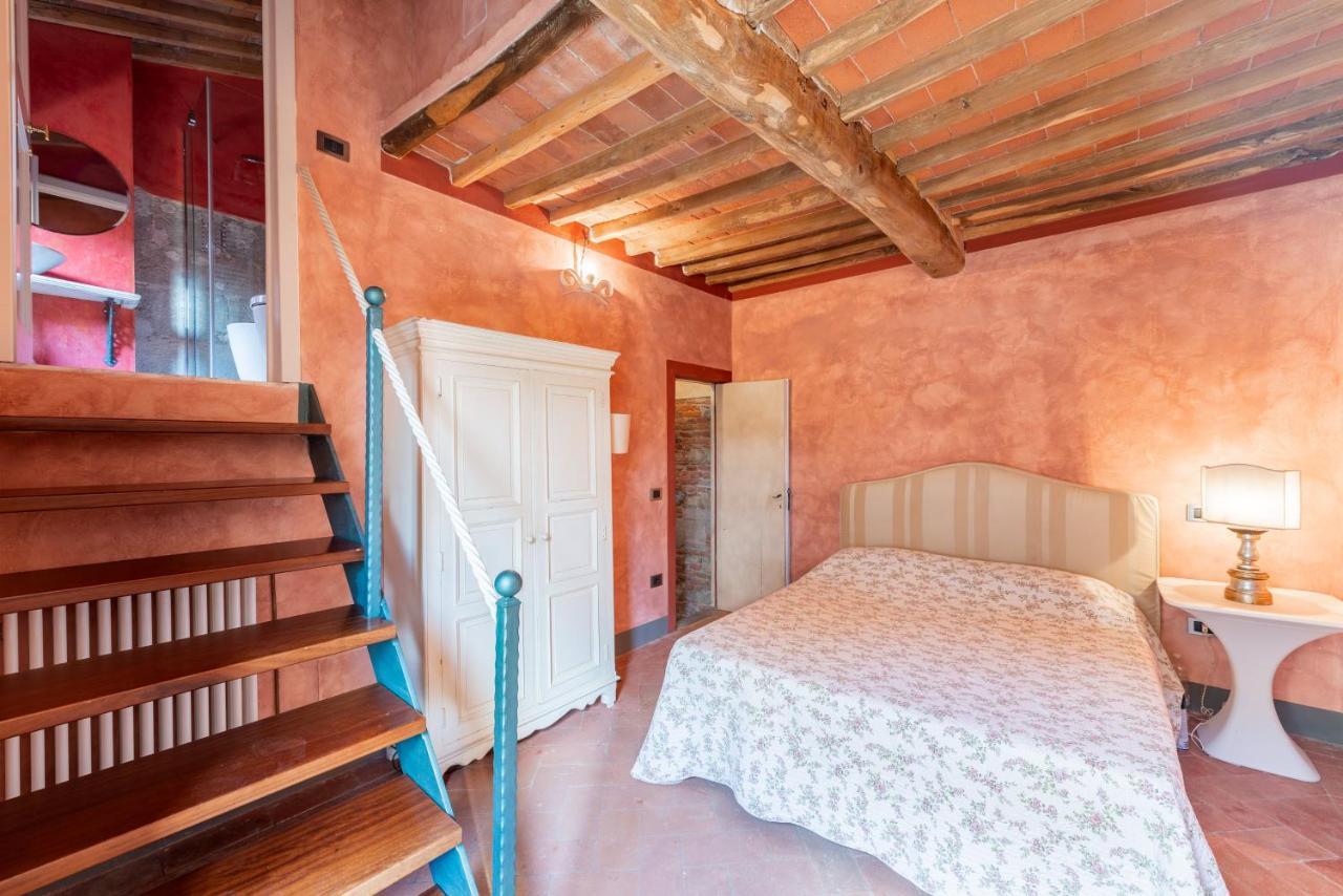 Il Castellaccio Bed and Breakfast Filettole Εξωτερικό φωτογραφία